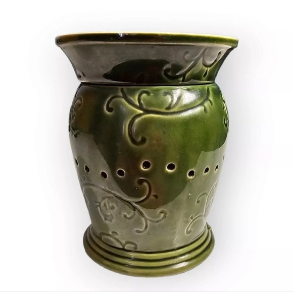 NIB Green English Ivy Full Size Scentsy wax warmer - Picture 2 of 13